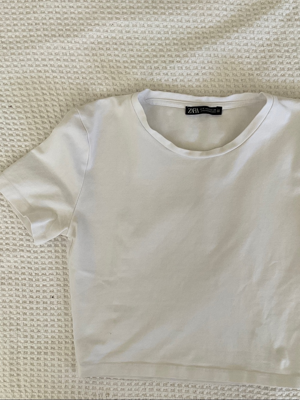 ZARA White Short-Sleeve cropped Tee
